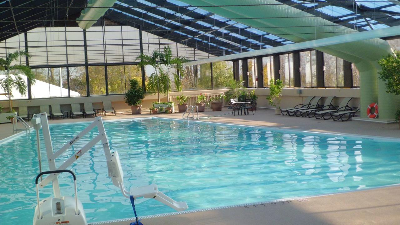 Illinois Beach Resort & Conf. Center; Best Western Premier Collection Zion Bagian luar foto