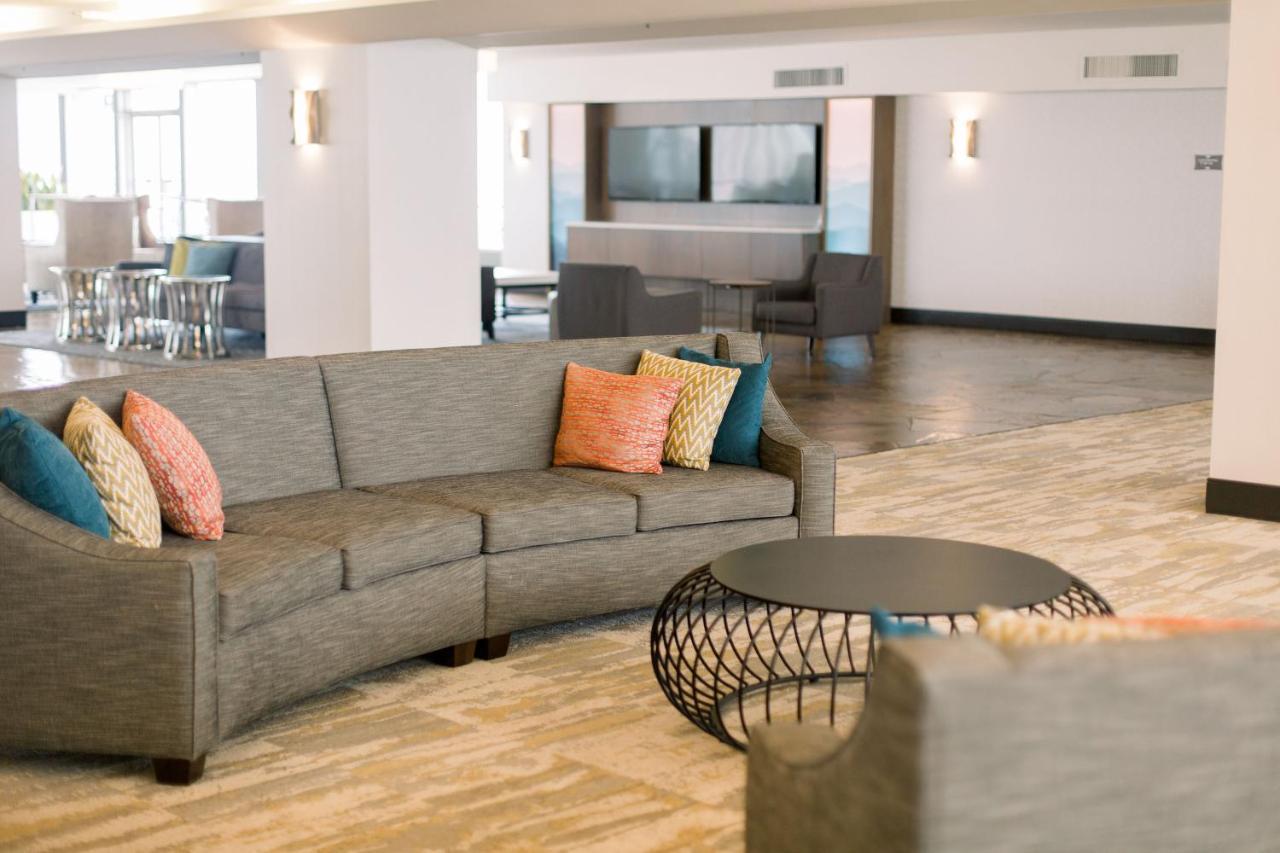 Illinois Beach Resort & Conf. Center; Best Western Premier Collection Zion Bagian luar foto